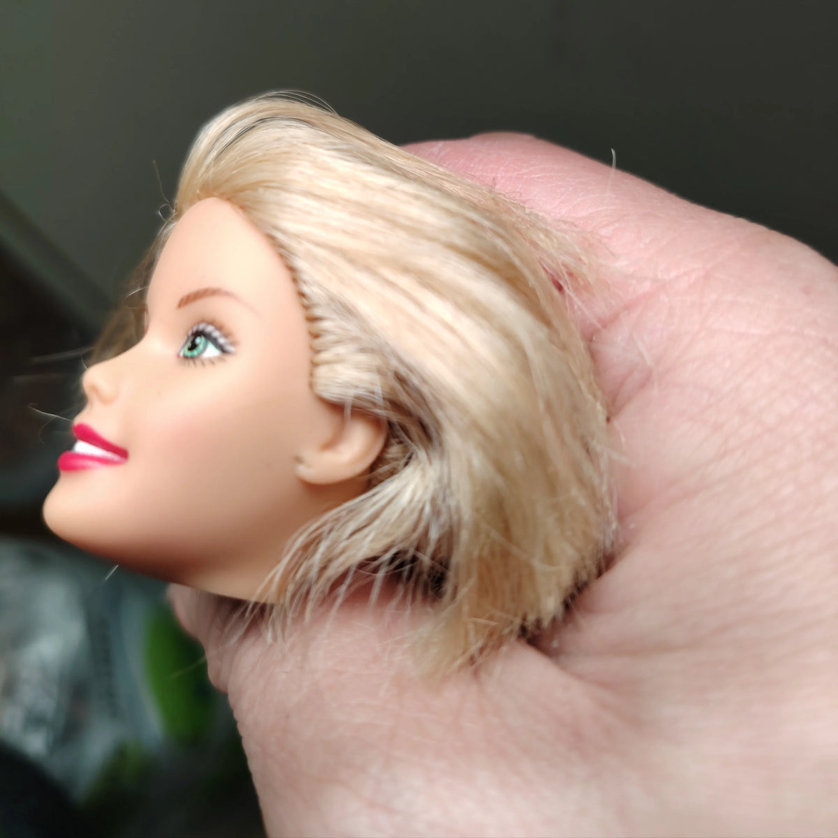 Fashion Blonde Hair Cute Young Girl 1/6 Scale Female Doll Head