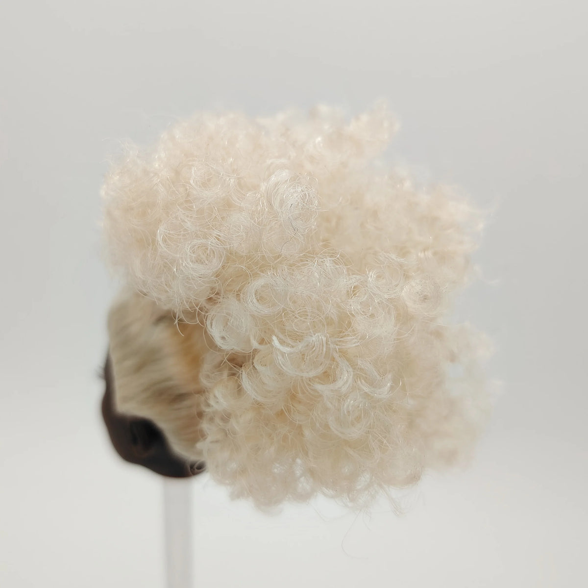 Fashion Royalty Nu.face Adele Makeda Dark A Skin Blonde Curl Hair 1/6 Scale Doll Head