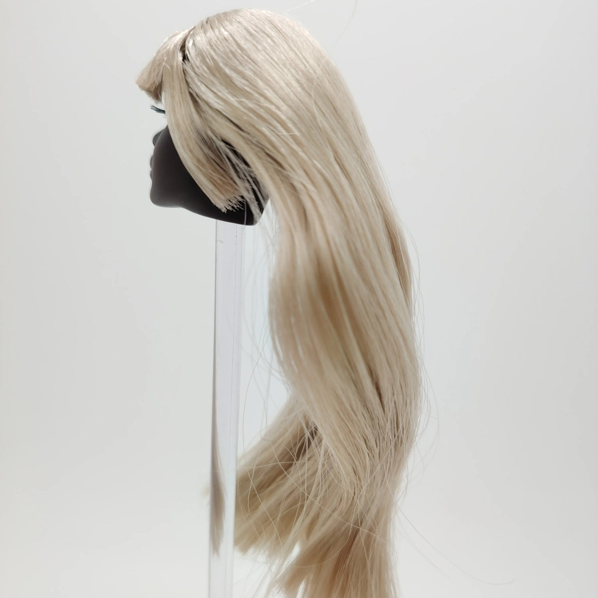 Fashion Royalty 1/6 Scale NuFace Audio Visual Capsule Holographic Novae Ayumi Nakamura Nubian Doll Head