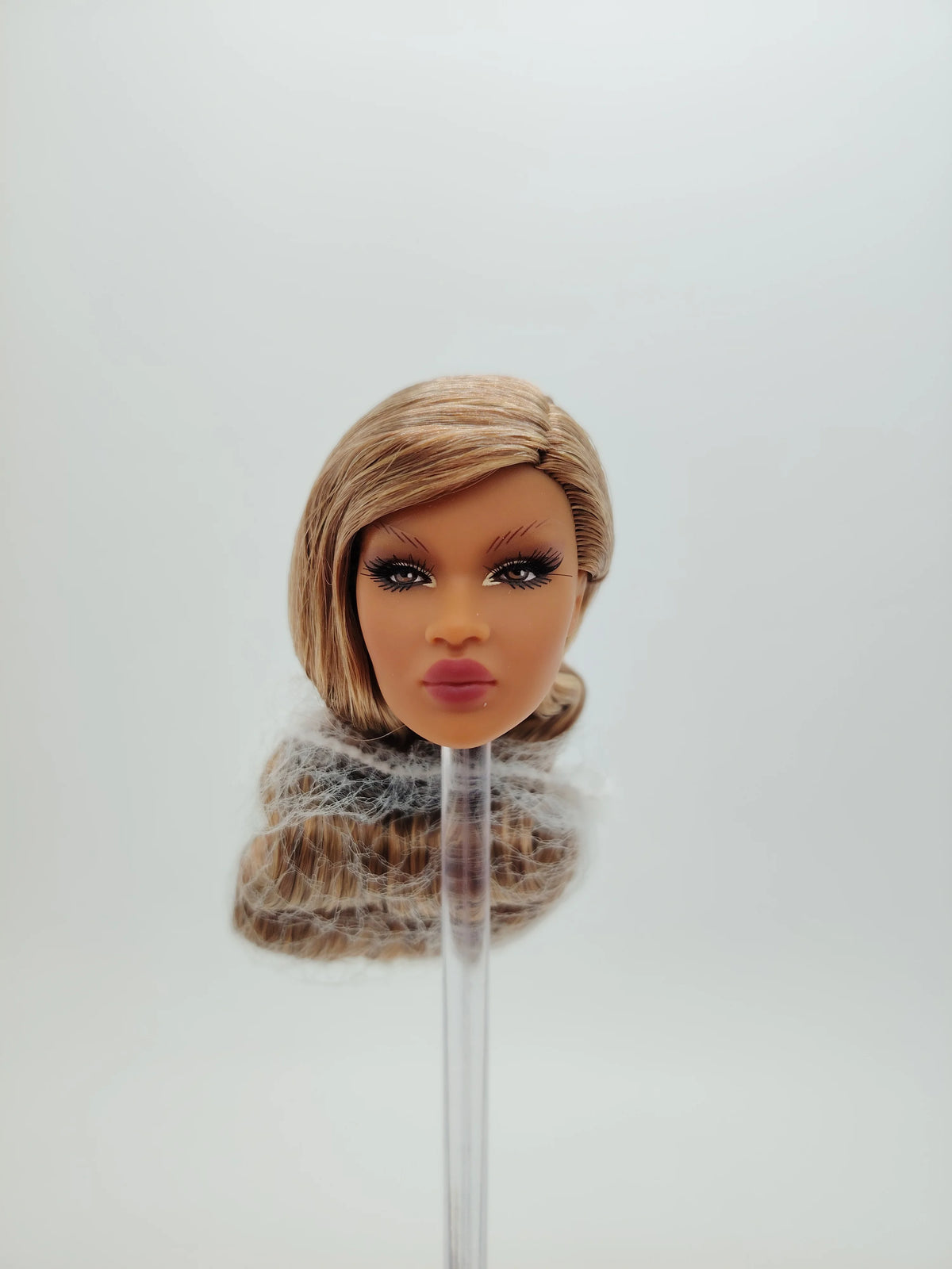 Nadja Rhymes Fashion Royalty Nu.Face 1/6 Doll Head Light Honey Skin Collectible Head Only