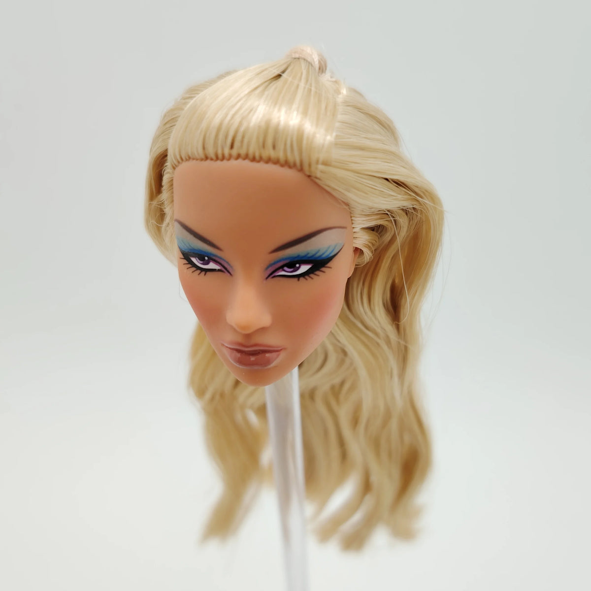 Fashion Royalty Seashore Rebel Natalia Fatale Latino Skin Blond Hair Doll Head