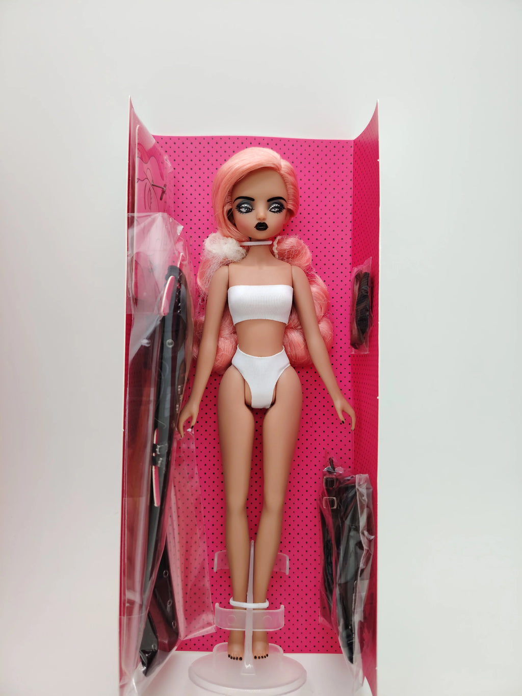 Fashion Cute SuperMico Girl 1/6 Scale with Pink Hair And Black Outfit Set Collectible Doll