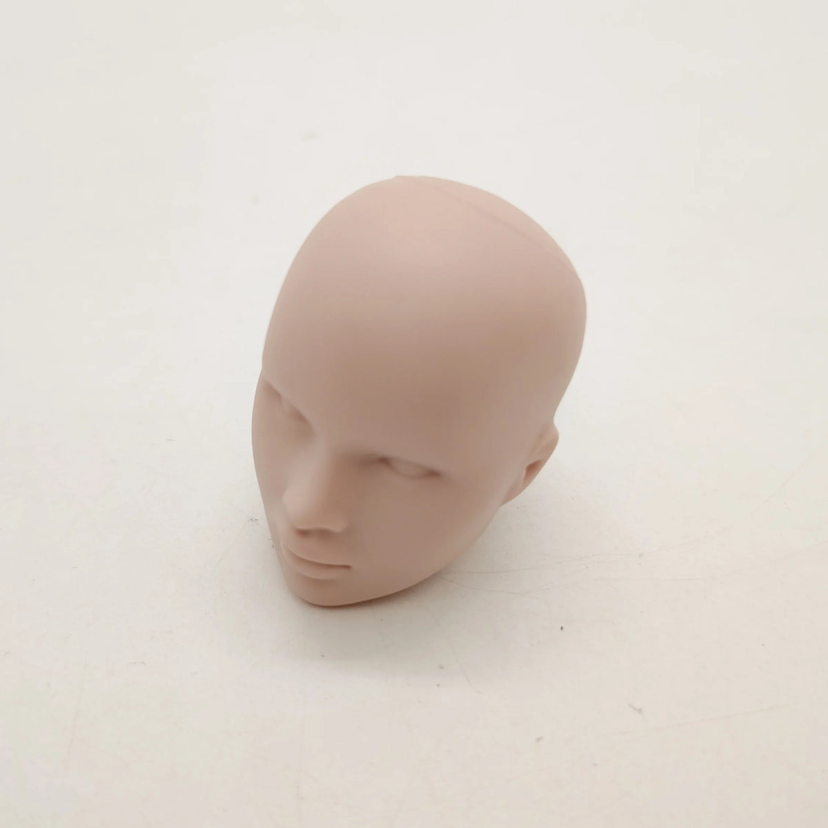 Fashion Royalty 1/6 Scale Nadja Rhymes Hungarian Japan Skin Blank Face Without Hair Integrity Unpainted Doll Head