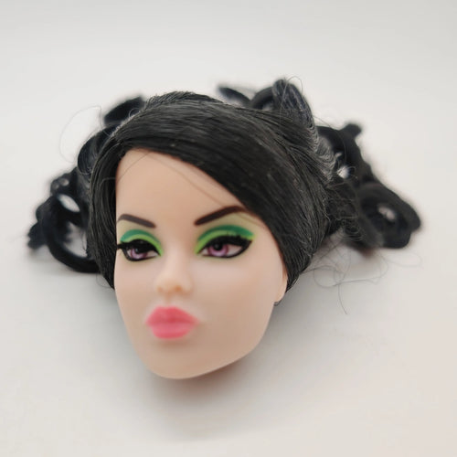 Fashion Royalty 1/6 Scale Black Hair Dynamite Girls London Calling Female Doll Head