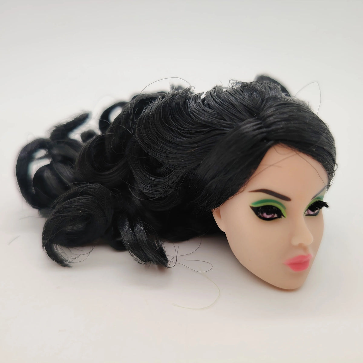 Fashion Royalty 1/6 Scale Black Hair Dynamite Girls London Calling Female Doll Head