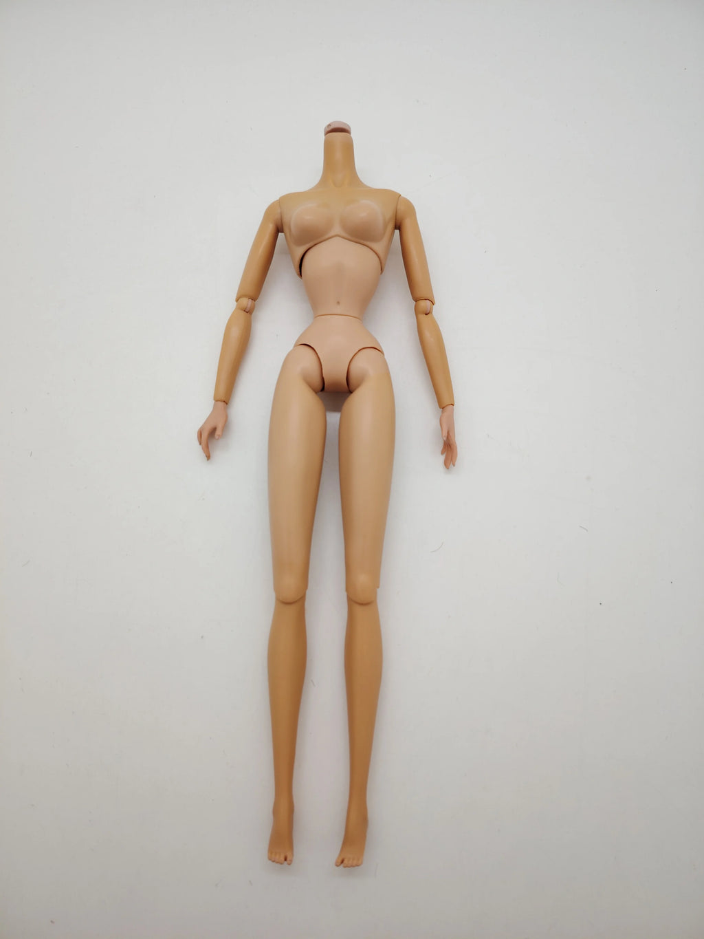 1/6 Scale Fashion Royalty FR WHITE Skin Integrity Female Doll Body Only