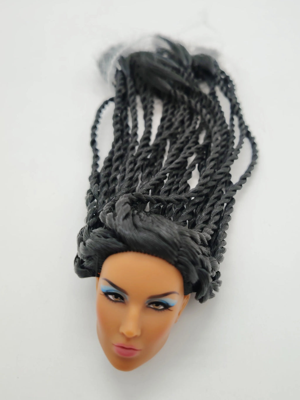 Fashion Royalty Meteor Light Honey Skin Amirah Majeed 1/6 Scale Female Doll Head