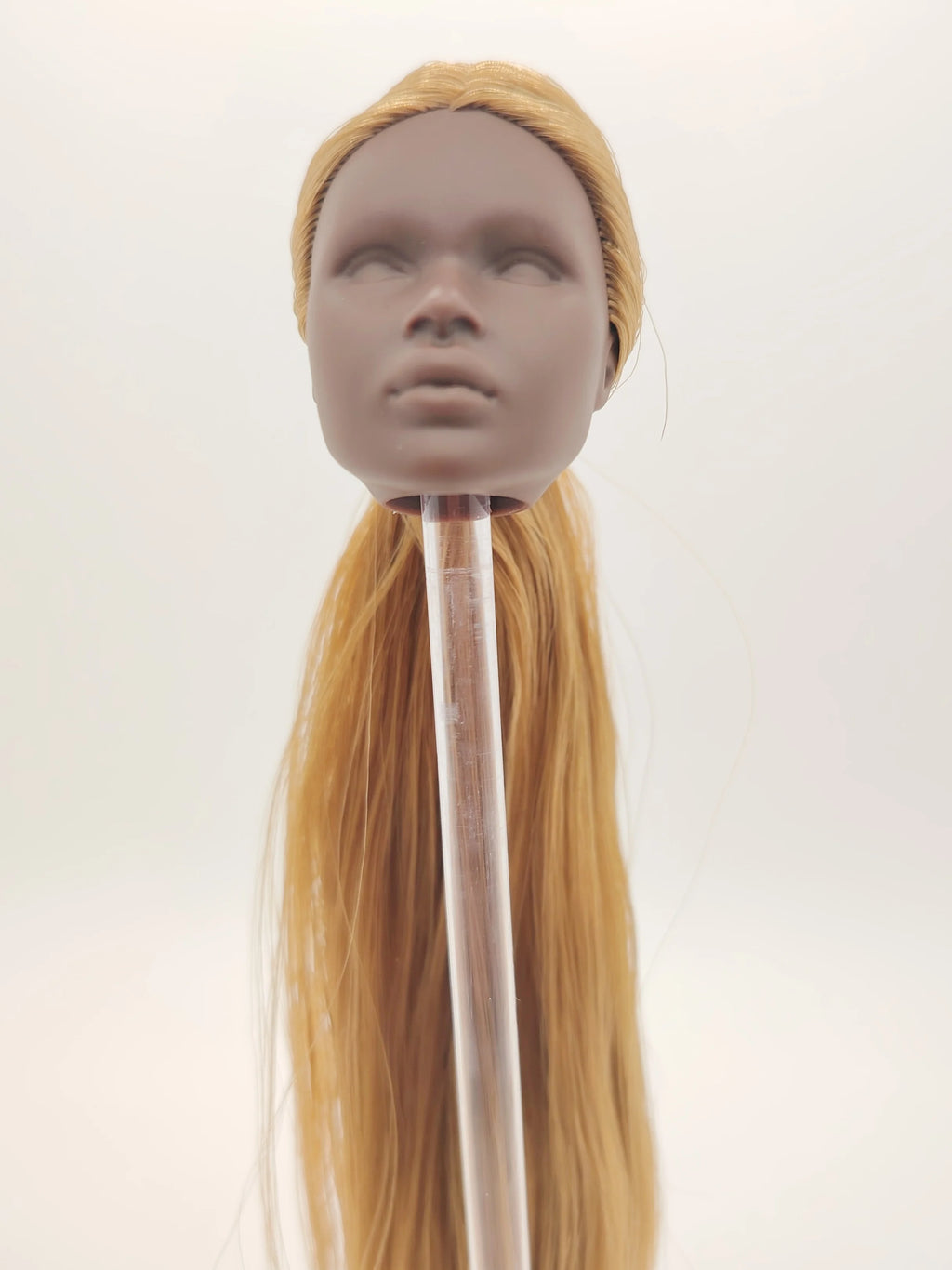 Fashion Royalty 1/6 Scale Nadja Rhymes Dark A Skin Old Gold Color Hair Nuface Doll Head
