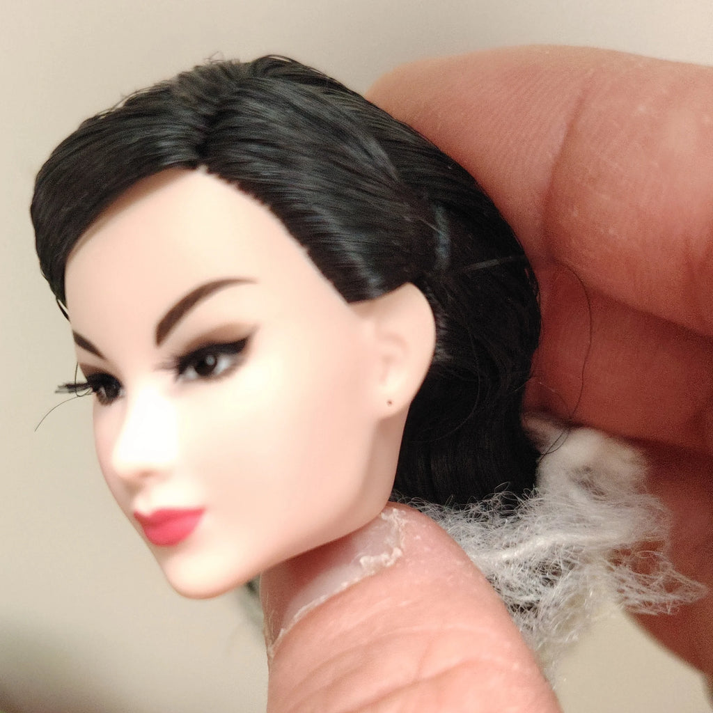 Fashion Royalty FR White Shut It Down The Industry True Liu Liu Ling Doll Head