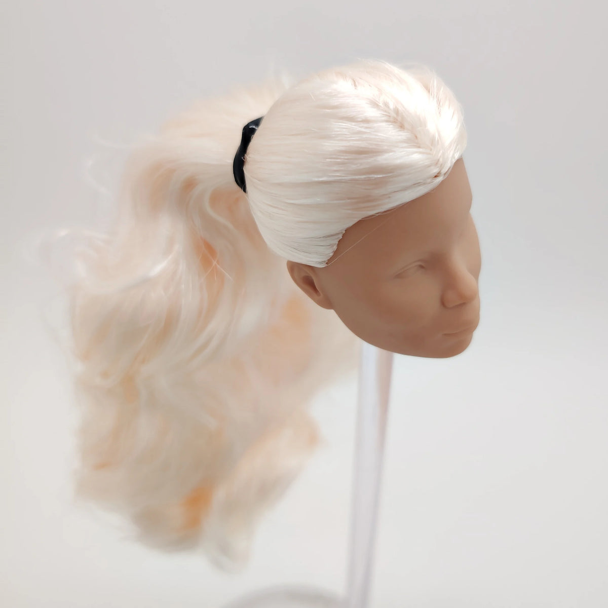 Fashion Royalty Hungarian Skin Blonde Hair Marie Laveau Blank Face Doll Head