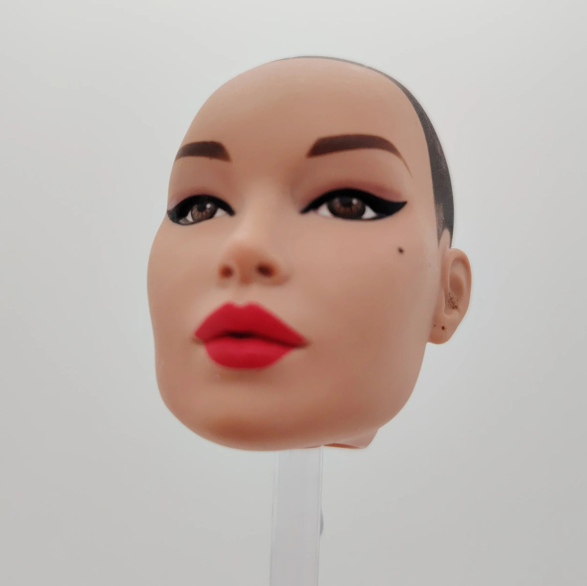 Fashion Royalty FR16 1:5 Scale Elsalin Without Hair Integrity Felame Doll Head