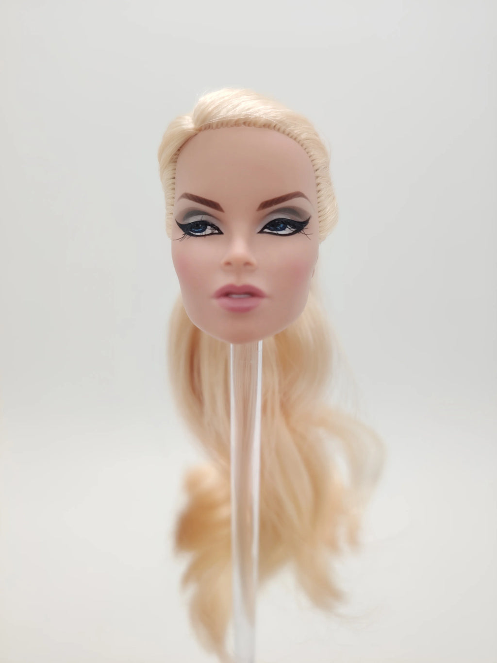 Fashion Royalty Vanessa Perrin Integrity FR White Skin Blonde 1/6 Scale Female Doll Head
