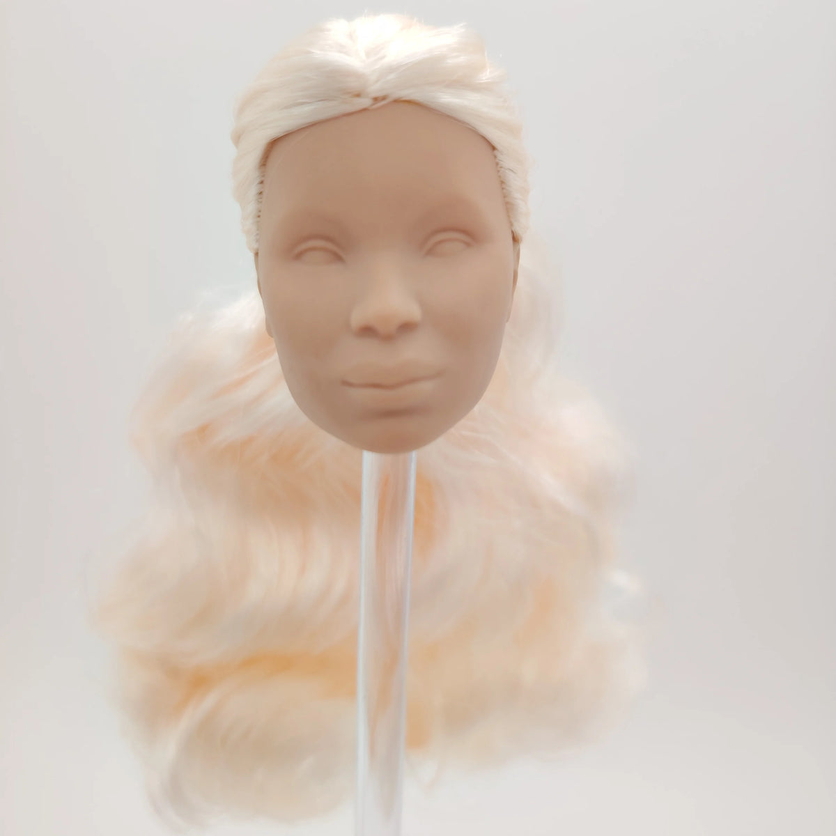 Fashion Royalty Hungarian Skin Blonde Hair Marie Laveau Blank Face Doll Head