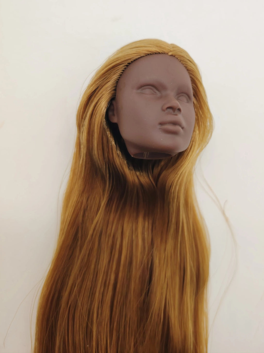 Fashion Royalty 1/6 Scale Nadja Rhymes Dark A Skin Old Gold Color Hair Nuface Doll Head