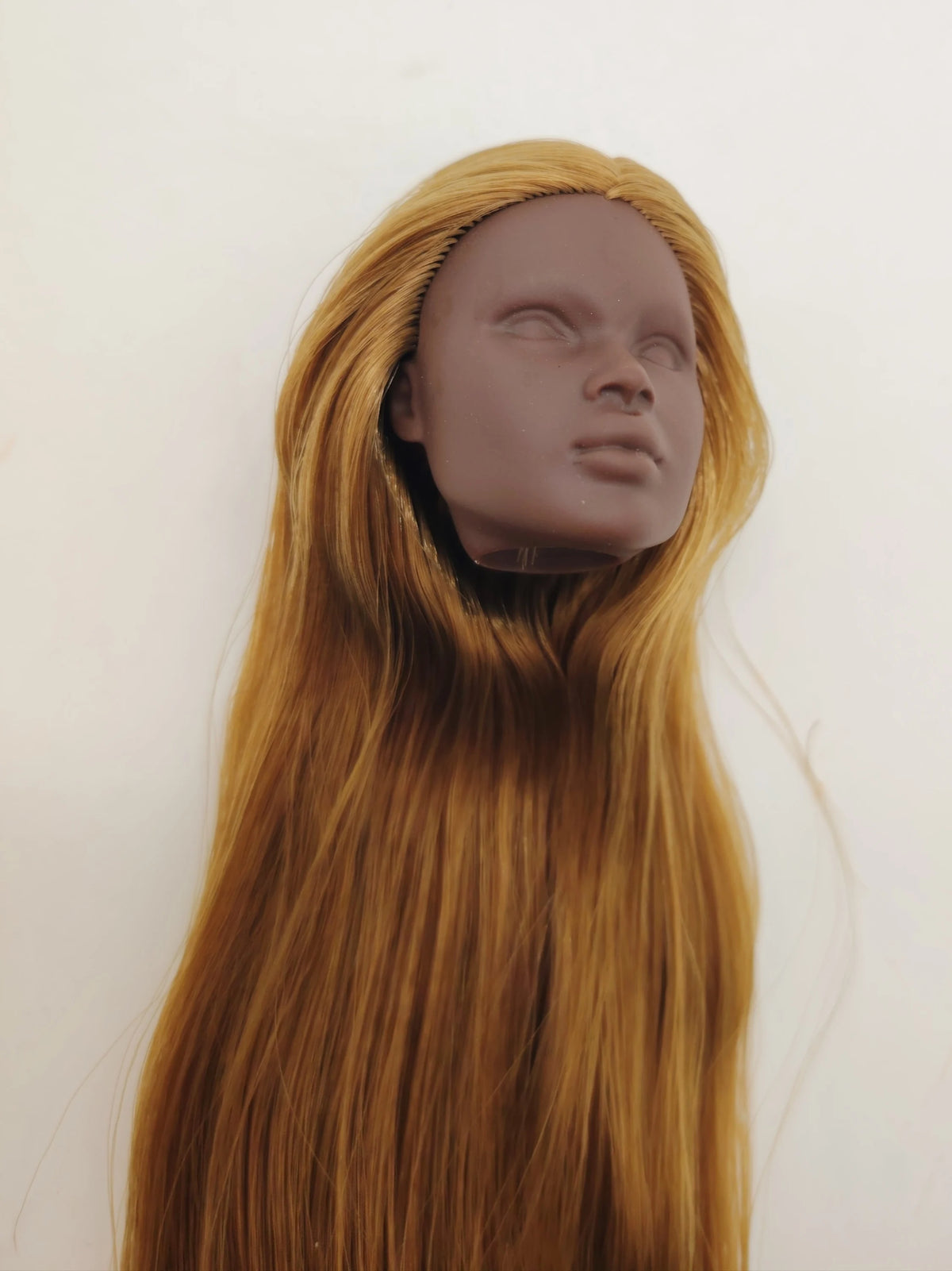 Fashion Royalty 1/6 Scale Nadja Rhymes Dark A Skin Old Gold Color Hair Nuface Doll Head