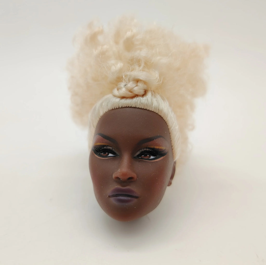 Fashion Royalty Nu.face Adele Makeda Dark A Skin Blonde Curl Hair 1/6 Scale Doll Head
